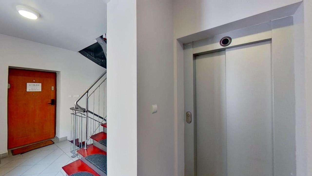 Entu Apartamenty Odrzanska Вроцлав Екстер'єр фото
